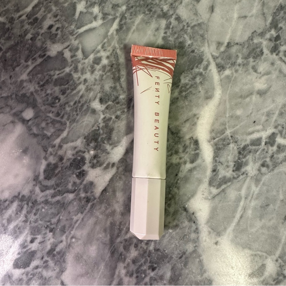 Fenty Beauty‎ Pro Kiss’r Luscious Lip Balm